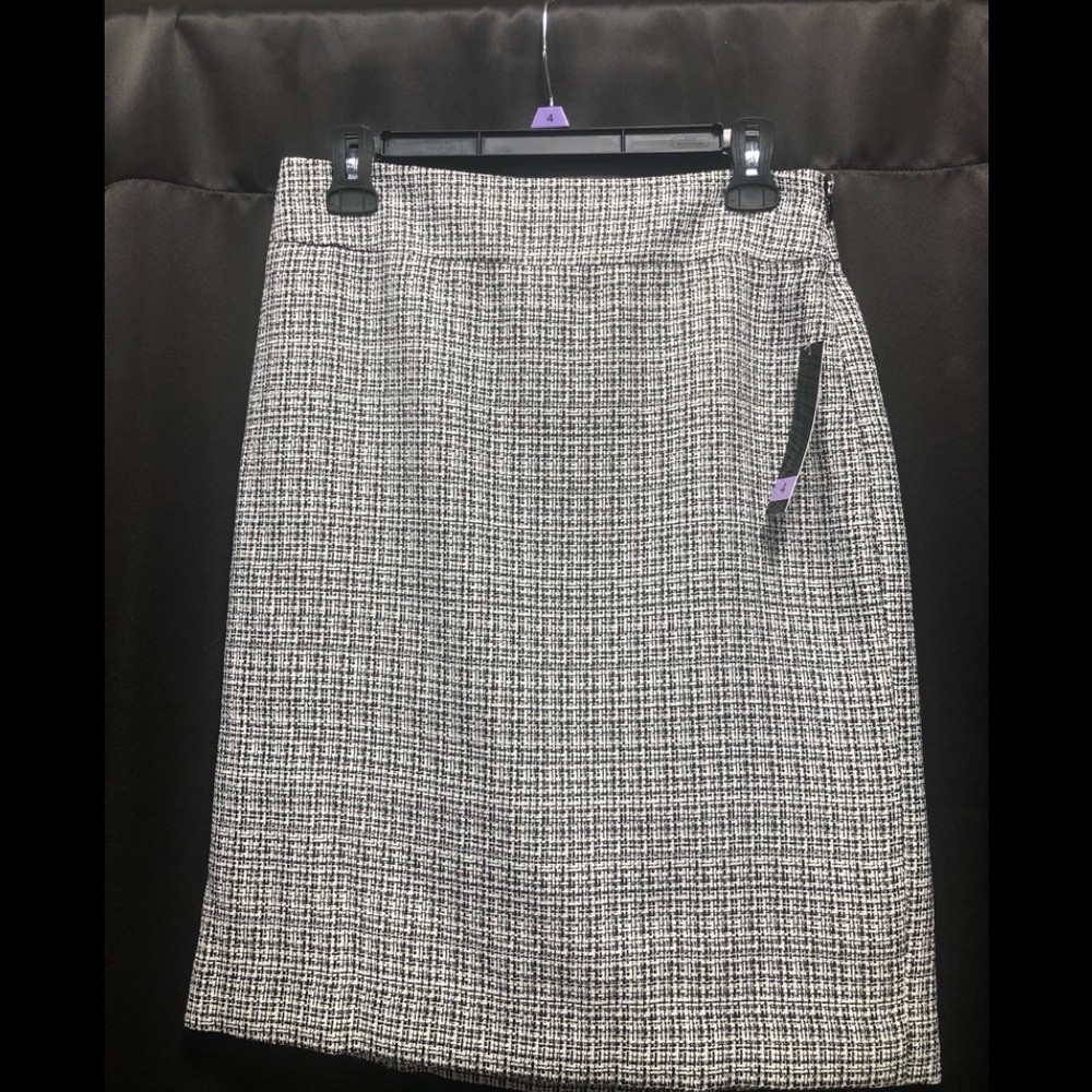 TAHARI ASL SKIRT